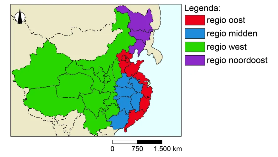Kaartje van China met de vier regio's oost, midden, west en noordoost in verschillende kleuren.