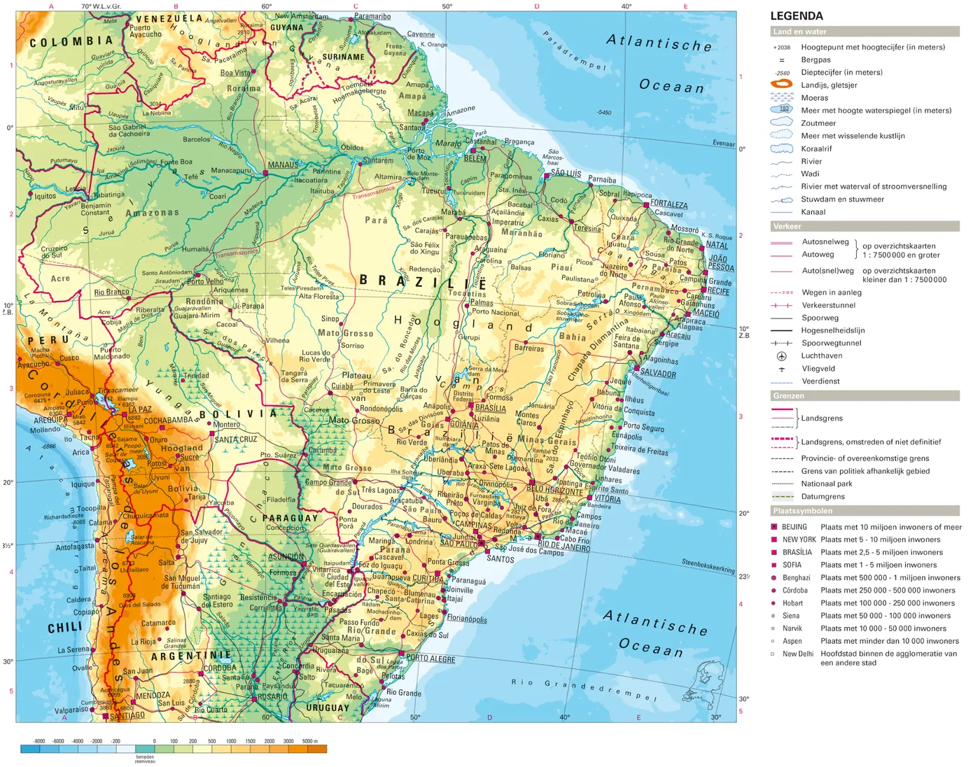 Kaart van Brazilië met hoogteligging, rivieren, steden, wegen en een legenda.