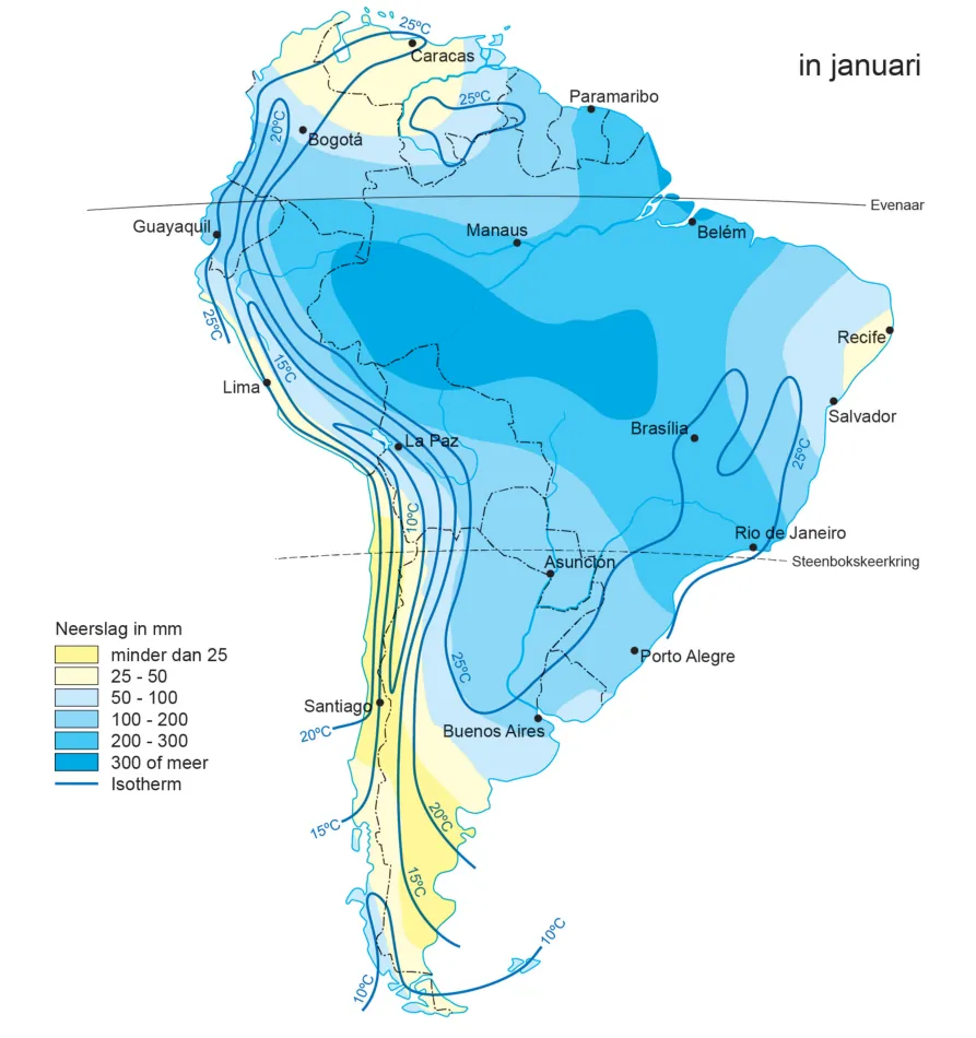 Kaart van Zuid-Amerika in januari met de neerslag in mm (van minder dan 25 tot 300 of meer) en isothermen. Een groot deel van het noorden en het binnenland van Brazilië krijgt veel neerslag.